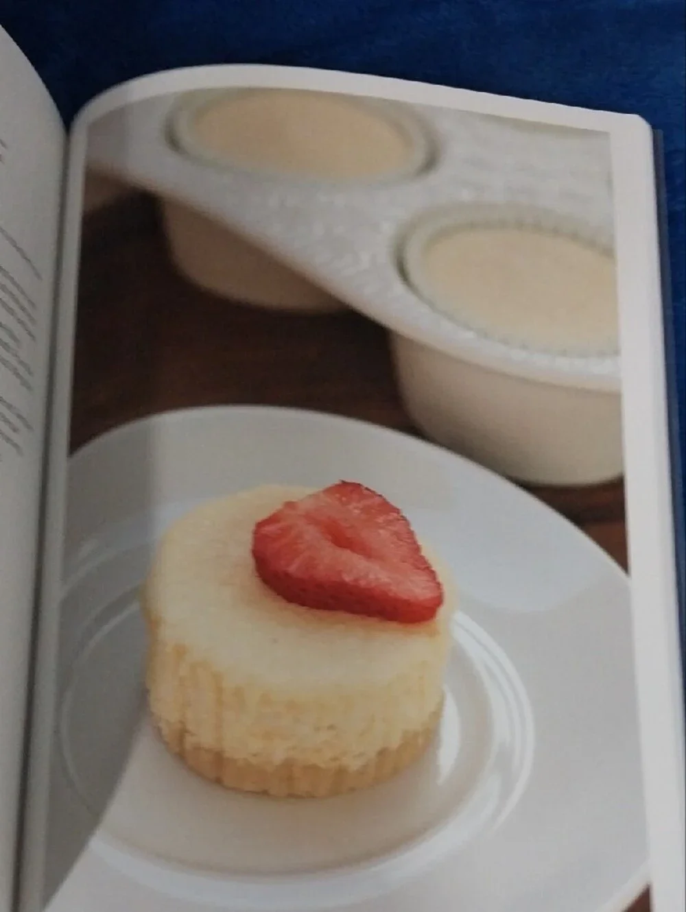 🔵BOGO FREE🔵 Simply Keto Cookbook - Suzanne Ryan